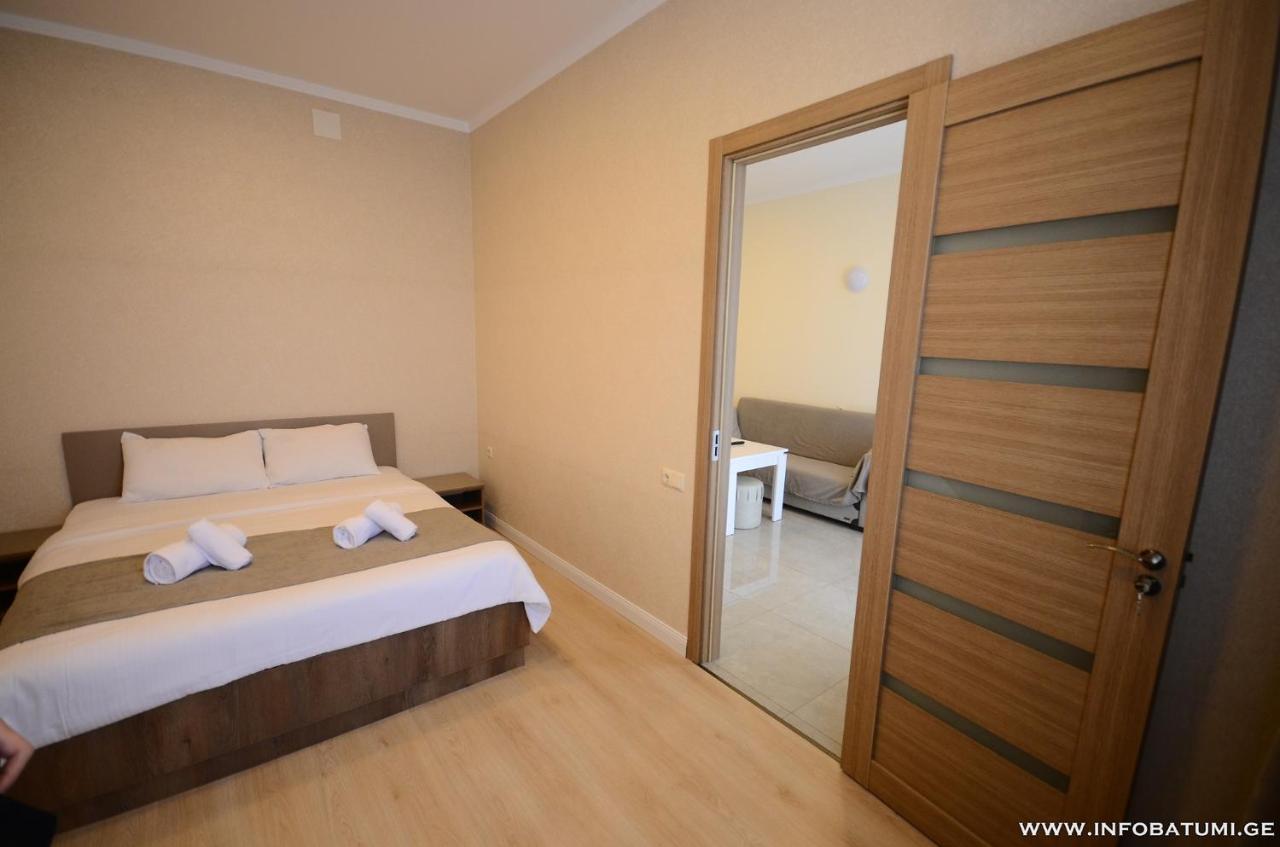 West Apartments Batumi Ngoại thất bức ảnh