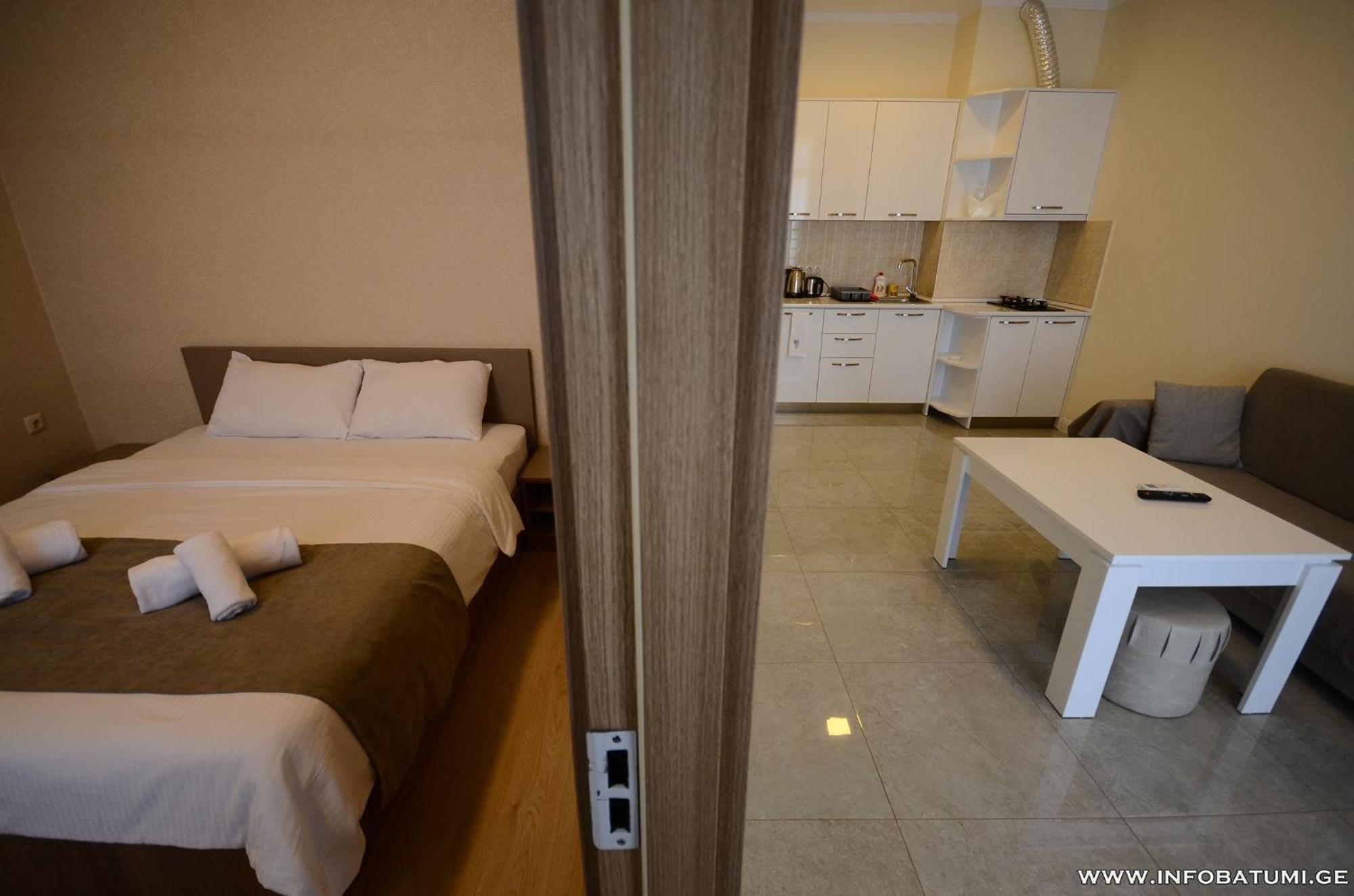 West Apartments Batumi Ngoại thất bức ảnh
