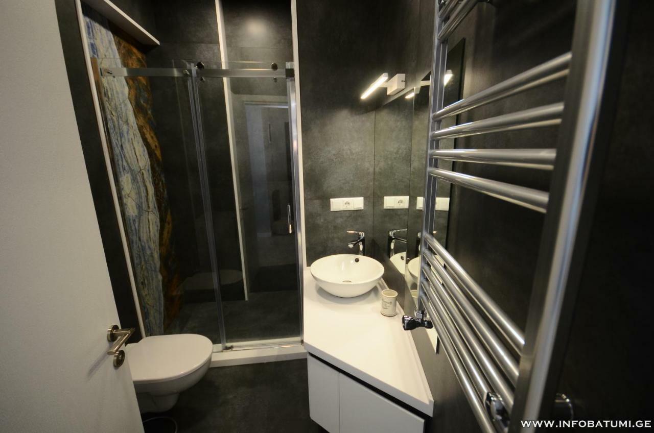 West Apartments Batumi Ngoại thất bức ảnh
